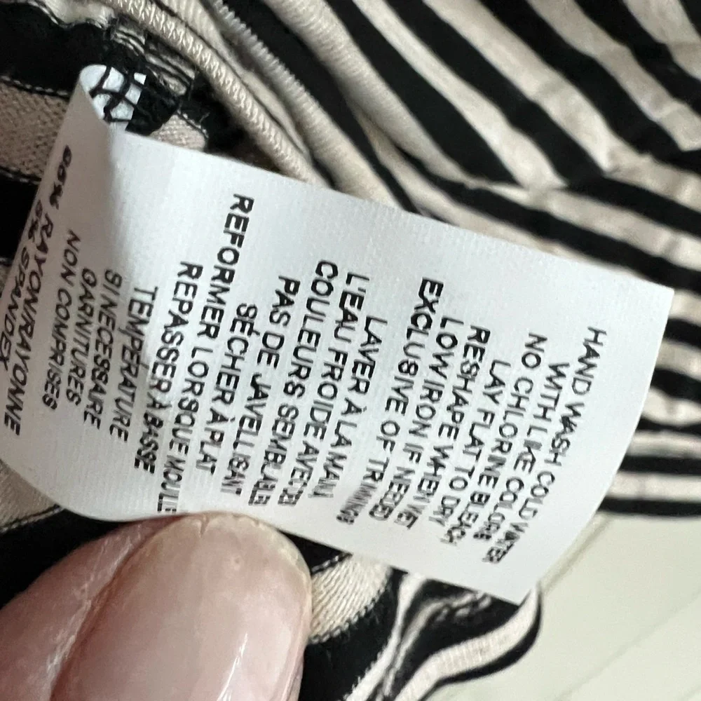 Studio Monochrome Striped Tee. Waist length. Chic and super comfortable. Soft. - Picture 8 of 14